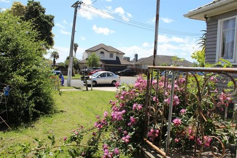 Photo of property in 5 Maxwell Avenue, Papatoetoe, Auckland, 2025