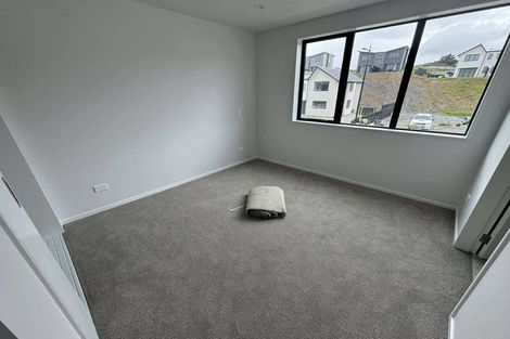 Photo of property in 38 Turtleback Avenue, Whitby, 5024