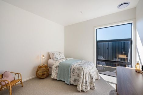 Photo of property in 6 Simpson Crescent, Wanaka, 9305