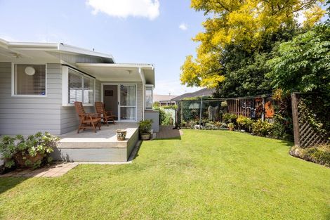 Photo of property in 69 Poaka Avenue, Dinsdale, Hamilton, 3204