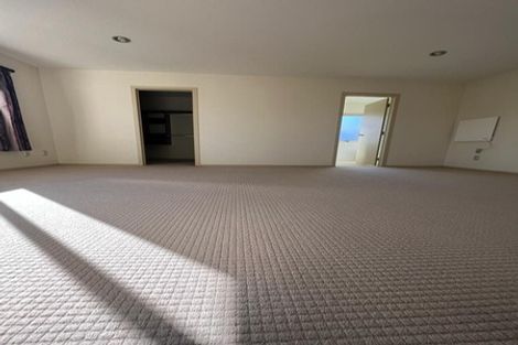 Photo of property in 6a Becroft Drive, Forrest Hill, Auckland, 0620