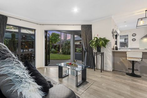 Photo of property in 16 Bermuda Drive, Papamoa Beach, Papamoa, 3118