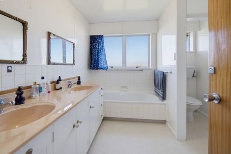 Photo of property in 569 Thames Highway, Oamaru North, Oamaru, 9400