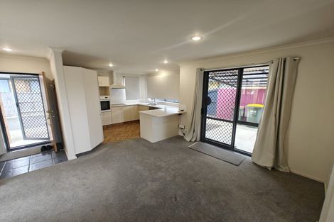 Photo of property in 16 Archer Court, Hamilton East, Hamilton, 3216