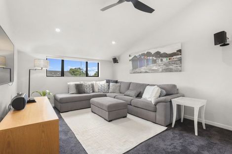 Photo of property in 25 Waimana Avenue, Northcote Point, Auckland, 0627