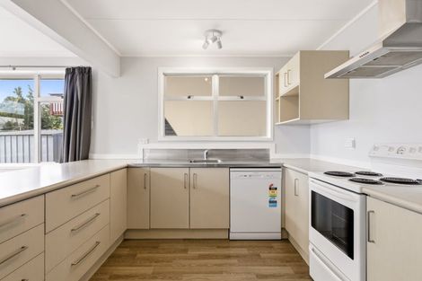 Photo of property in 86 Tamatea Road, Taupo, 3330