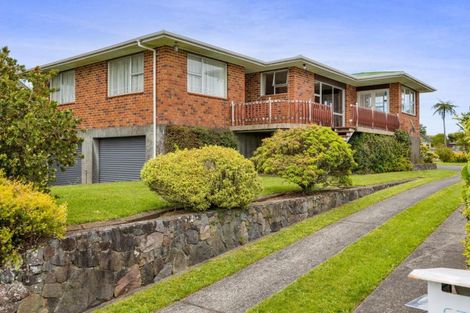 Photo of property in 32 Mahoe Street, Inglewood, 4330