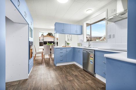 Photo of property in 8 Tieke Place, Tokoroa, 3420