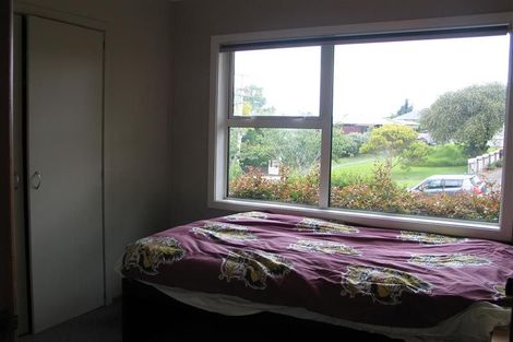 Photo of property in 126 Flanshaw Road, Te Atatu South, Auckland, 0610
