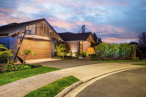 Photo of property in 10 Pike Place, Ferndale, New Plymouth, 4310