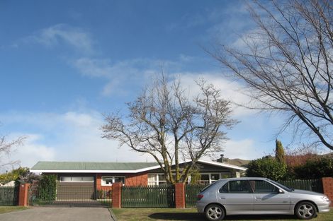 Photo of property in 70 Puketapu Road, Taradale, Napier, 4112