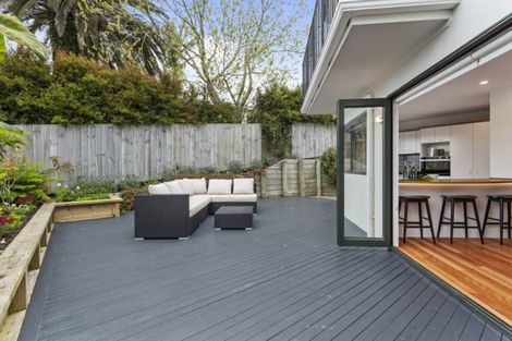 Photo of property in 1/8 Aotearoa Terrace, Murrays Bay, Auckland, 0630