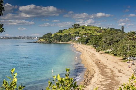 Photo of property in 84a Vauxhall Road, Narrow Neck, Auckland, 0624