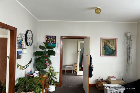 Photo of property in 27 Bulteel Street, New Plymouth, 4310