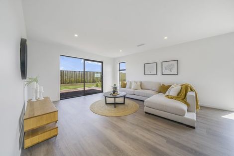 Photo of property in 12 Greig Crescent, Amberley, 7481