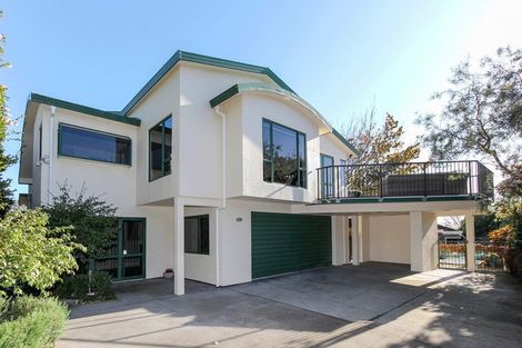 Photo of property in 28a Karina Road, Merrilands, New Plymouth, 4312