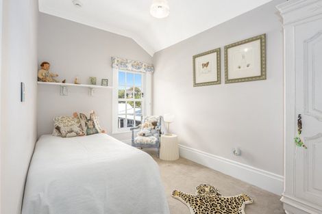 Photo of property in 70 Te Moana Road, Waikanae Beach, Waikanae, 5036