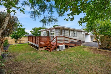 Photo of property in 3/20 Waipani Road, Te Atatu Peninsula, Auckland, 0610