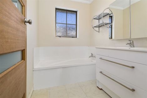 Photo of property in 10 Longitude Place, Whitby, Porirua, 5024