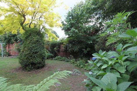 Photo of property in 2/53 Withells Road, Avonhead, Christchurch, 8042