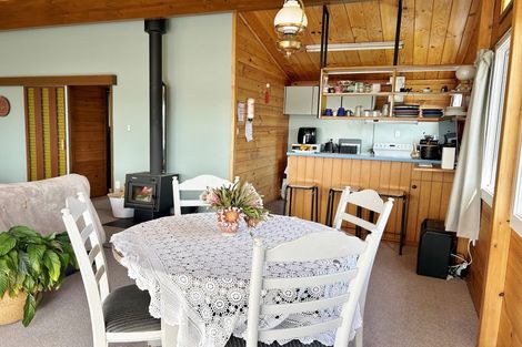 Photo of property in 18 Te Ra Crescent, Diamond Harbour, 8972