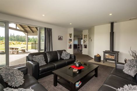 Photo of property in 61 Loburn Whiterock Road, Loburn, Rangiora, 7472