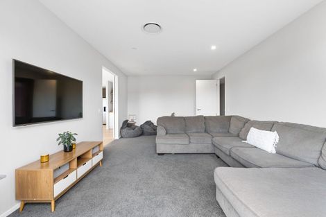 Photo of property in 206 Penruddock Rise, Westmorland, Christchurch, 8025