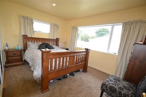 Photo of property in 32 Neale Avenue, Stoke, Nelson, 7011