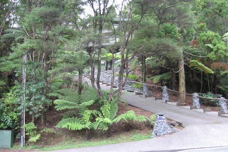 Photo of property in 4 Takahe Road, Titirangi, Auckland, 0604