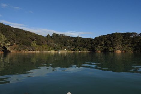 Photo of property in 16 Major Bridge Drive, Russell, 0272