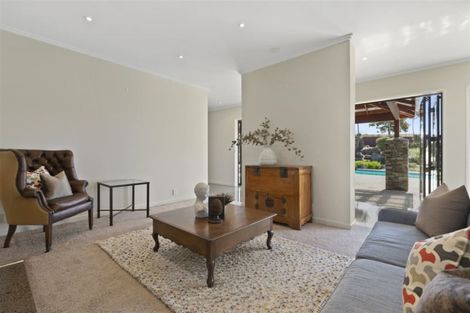 Photo of property in 332a Karaka Road, Karaka, Drury, 2578