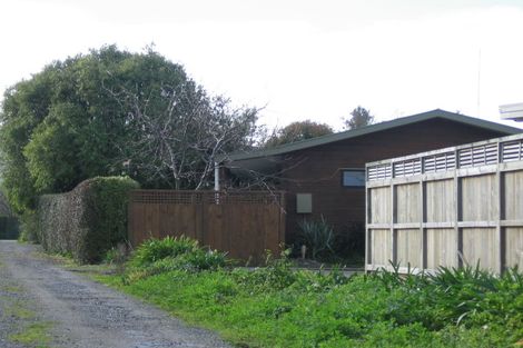 Photo of property in 235 Vogel Street, Roslyn, Palmerston North, 4414