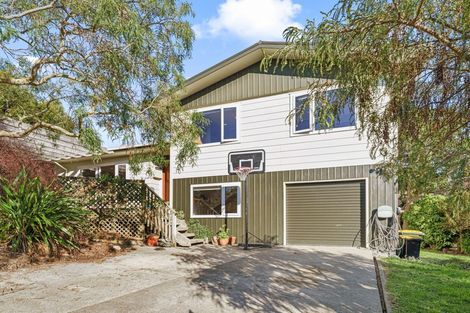 Photo of property in 1 Ash Grove, Ranui, Porirua, 5024
