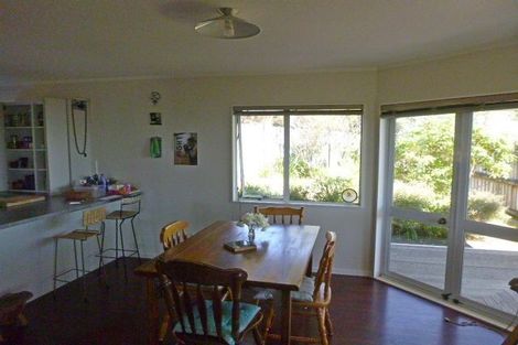 Photo of property in 56 Ashton Fitchett Drive, Brooklyn, Wellington, 6021