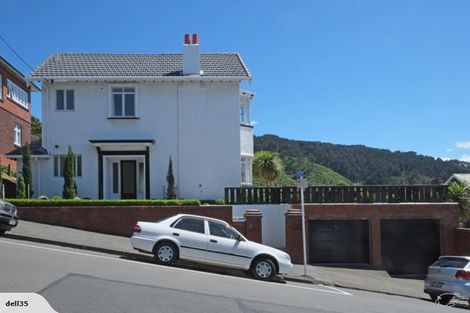 Photo of property in 100 Bolton Street, Kelburn, Wellington, 6012