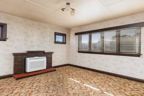 Photo of property in 17 Edward Street, Waimate, 7924