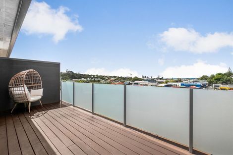 Photo of property in Wilk Heights, 6/8 Wilk Lane, Browns Bay, Auckland, 0630
