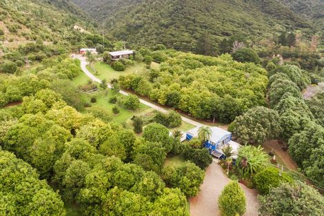 Photo of property in 8328 State Highway 35, Whanarua Bay, Te Kaha, 3199