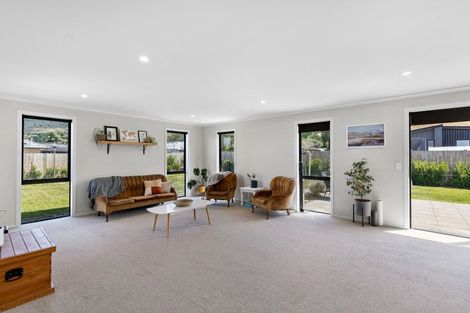 Photo of property in 33 Timsfield Drive, Lake Hawea, Wanaka, 9382