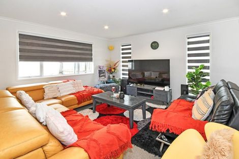 Photo of property in 12 Helenvale Crescent, Pokeno, 2402