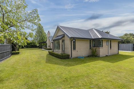 Photo of property in 37 Enverton Drive, Rangiora, 7400