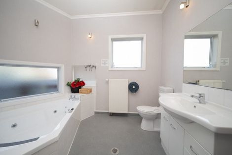 Photo of property in 5 Theyers Street, Alexandra, 9320