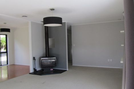 Photo of property in 75 Oaktree Avenue, Browns Bay, Auckland, 0630