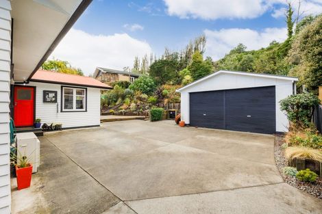 Photo of property in 453 Aokautere Drive, Aokautere, Palmerston North, 4471