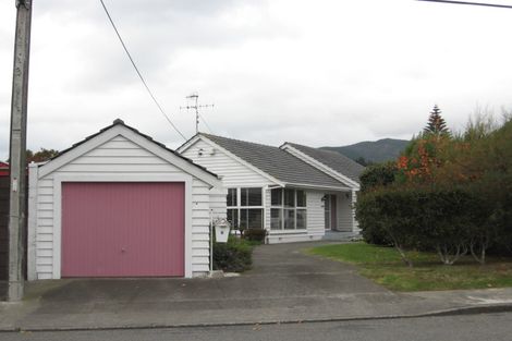 Photo of property in 6 Rata Road, Raumati Beach, Paraparaumu, 5032