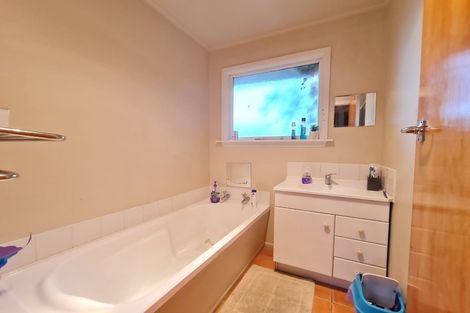 Photo of property in 44 Gould Crescent, Woolston, Christchurch, 8023