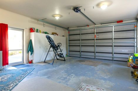 Photo of property in 255 Waikawa Road, Waikawa, Picton, 7220