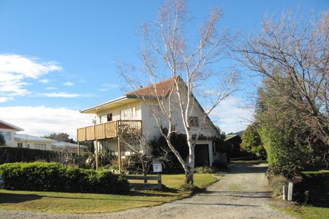 Photo of property in 37 Totara Terrace, Wanaka, 9305