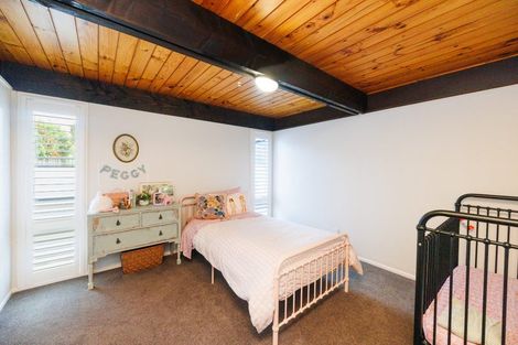 Photo of property in 11 Chilton Grove, Hokowhitu, Palmerston North, 4410