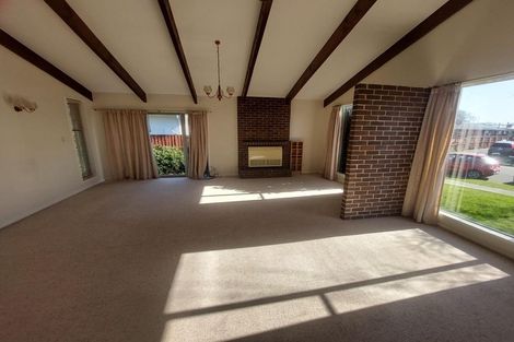 Photo of property in 5 Nanette Street, Upper Riccarton, Christchurch, 8041